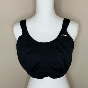 BROOKS Black Wired Hook Sports Bra